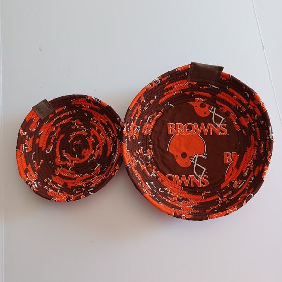 NFL Cleveland Browns Football SET OF 2 Snack Bowls Handmade Coiled Fabric Sewn - Picture 1 of 9